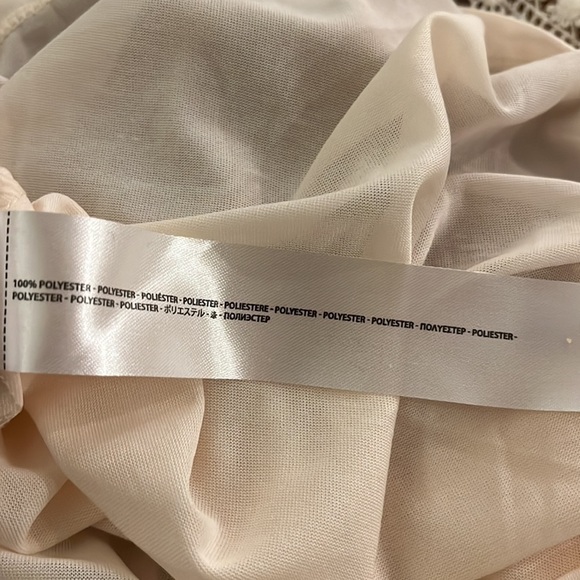 𝅺NWT Mismash Sheer Bubble Sleeves Taupe with Cream Polka Dots Dress M - Picture 11 of 12